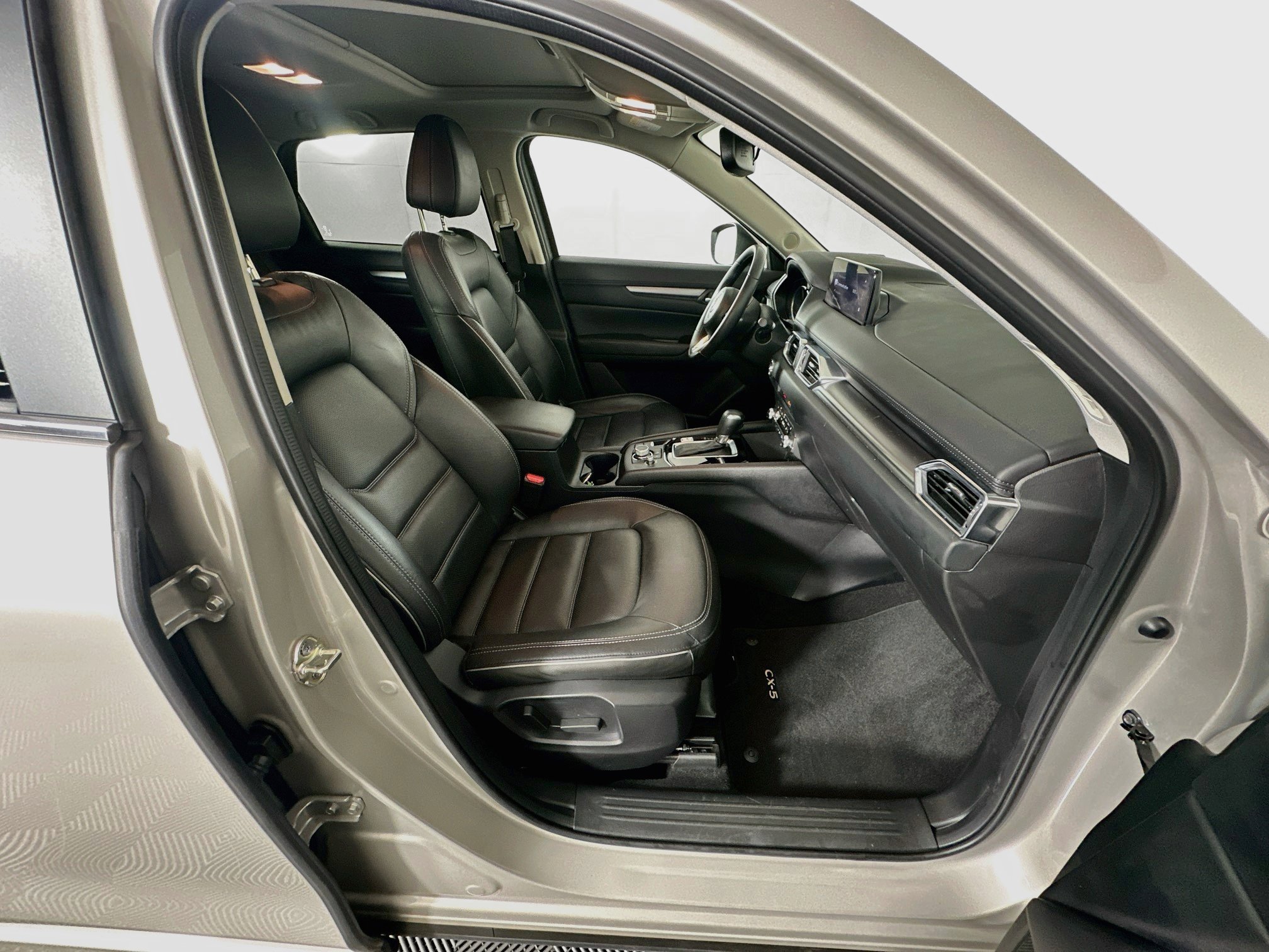 Used 2025 MAZDA CX-5 AWD 2.5 S w/ Preferred Package image 31