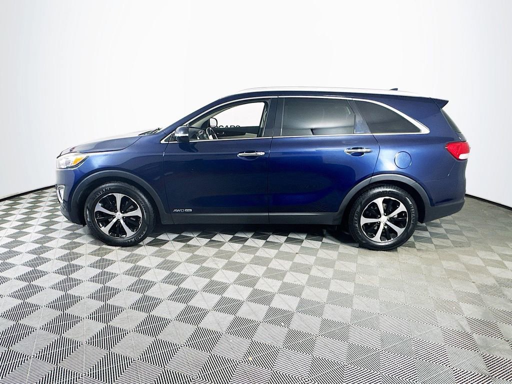 Used 2018 Kia Sorento EX image 4