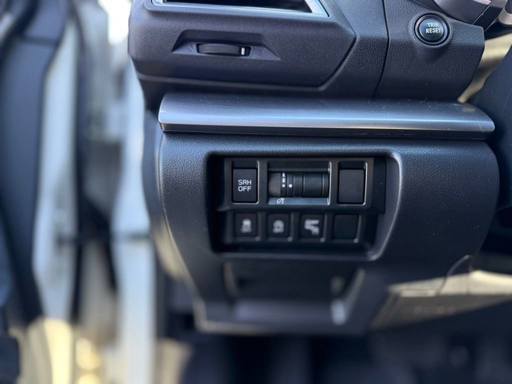 Used 2020 Subaru Crosstrek 2.0i Limited w/ Moonroof Package w/Navigation image 74