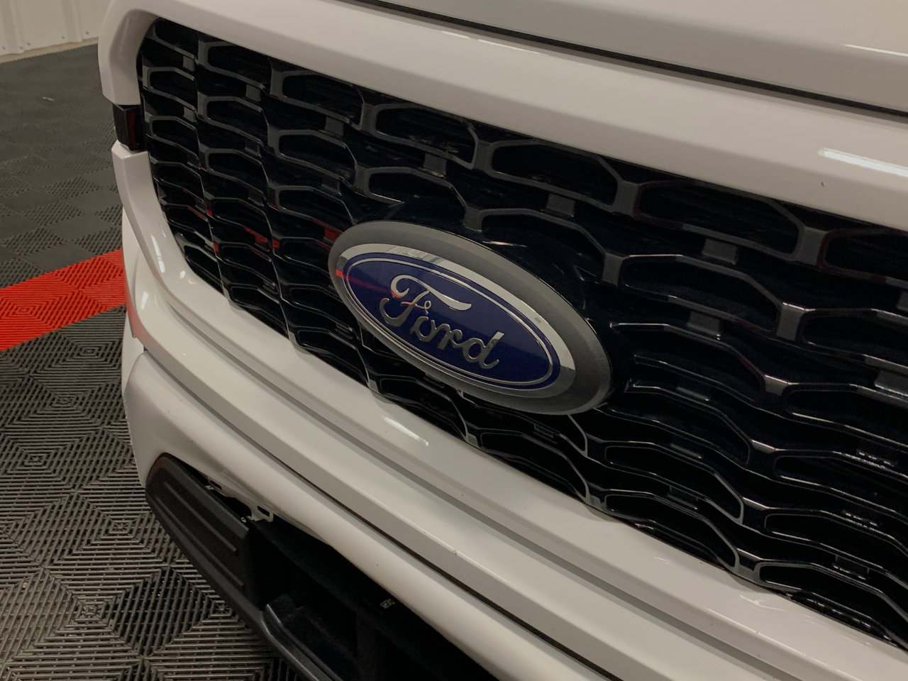 Used 2021 Ford F150 XL w/ STX Appearance Package image 9