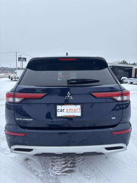 Used 2022 Mitsubishi Outlander SE image 6