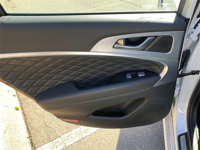 Used 2019 Genesis G70 2.0T Advanced w/ Dynamic Package image 10