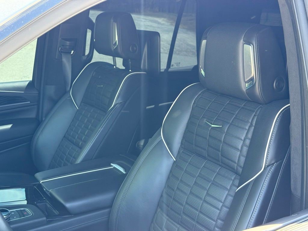 Certified 2024 Cadillac Escalade V w/ LPO, ONYX Package image 20
