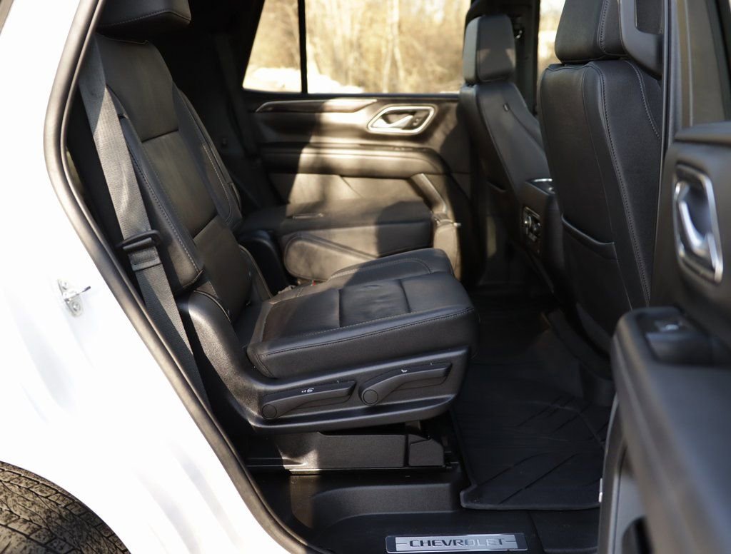Used 2023 Chevrolet Tahoe LT w/ Luxury Package image 35