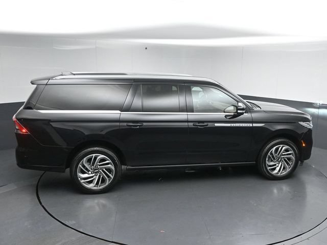 Certified 2025 Lincoln Navigator L Reserve AWD/4WD image 49