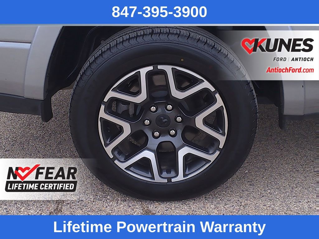 Used 2025 RAM 1500 Laramie image 10