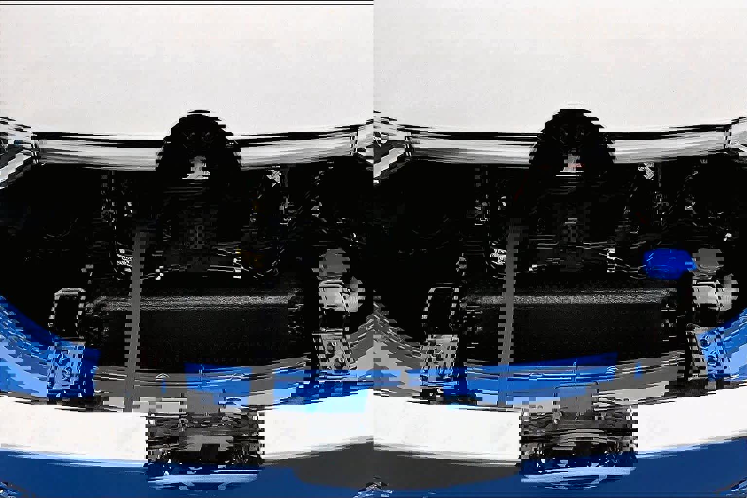 Used 2025 Volkswagen ID. Buzz 1st Edition image 30