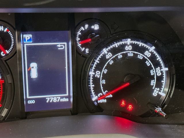 Used 2023 Toyota 4Runner SR5 image 12