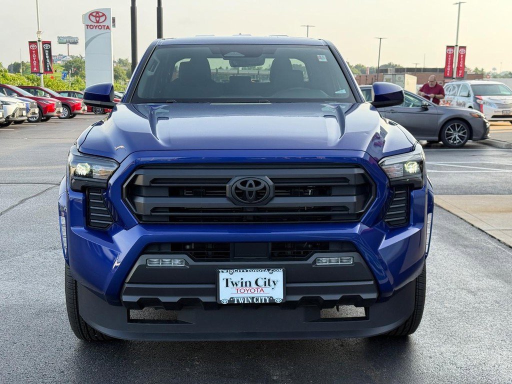 Certified 2025 Toyota Tacoma SR5 image 10