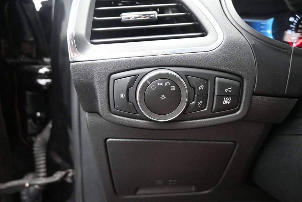 Used 2023 Ford Edge ST AWD/4WD image 34