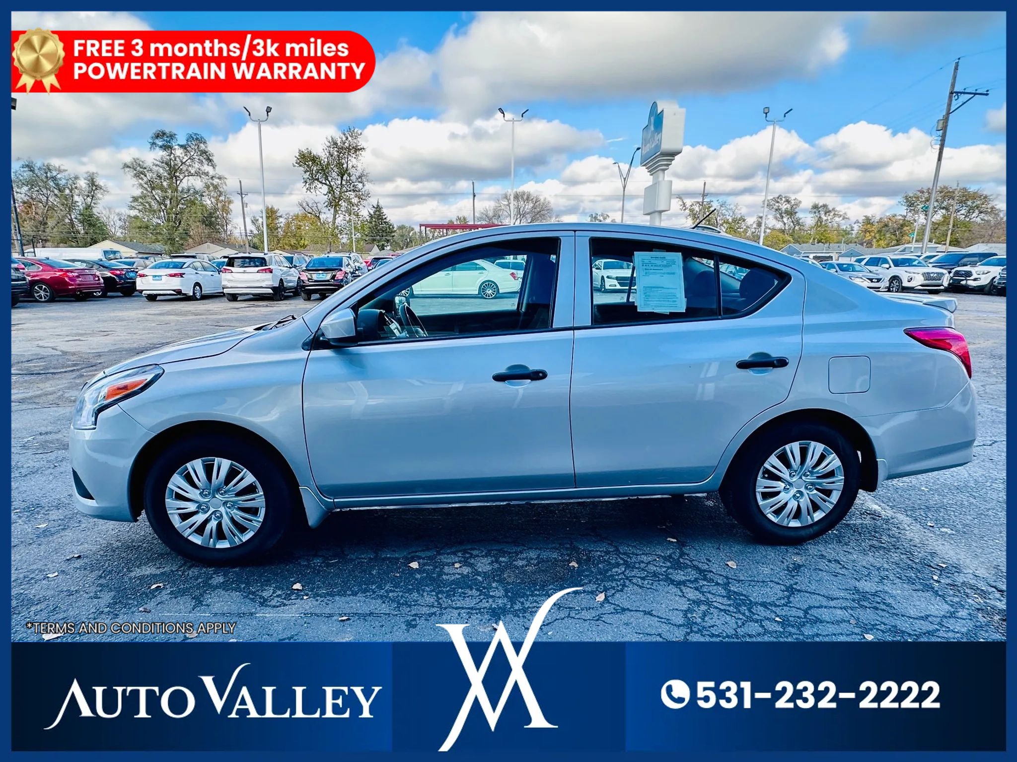 Used 2019 Nissan Versa S Plus image 4
