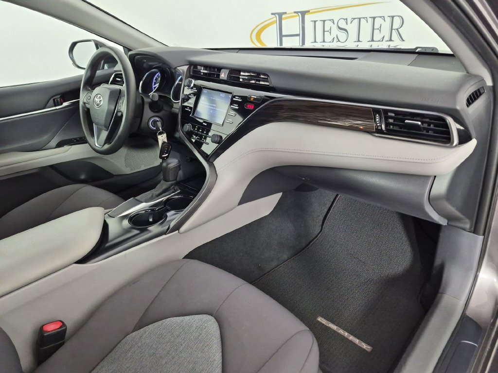Used 2020 Toyota Camry LE w/ Carpet Mat Package FWD image 36
