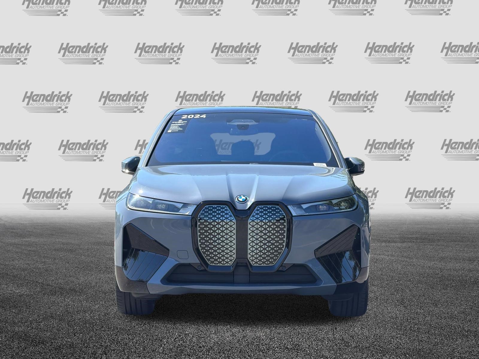 Certified 2024 BMW iX xDrive50 w/ Sport Package AWD/4WD image 10