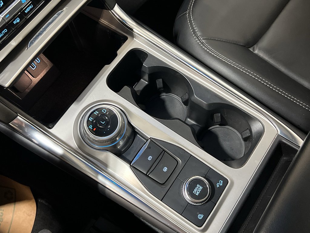 Used 2022 Ford Explorer XLT w/ Equipment Group 202A image 20