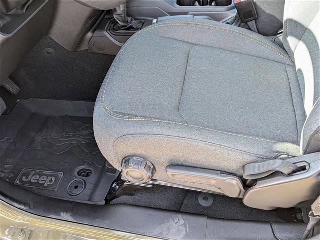 New 2026 Jeep Gladiator Sport AWD/4WD image 4