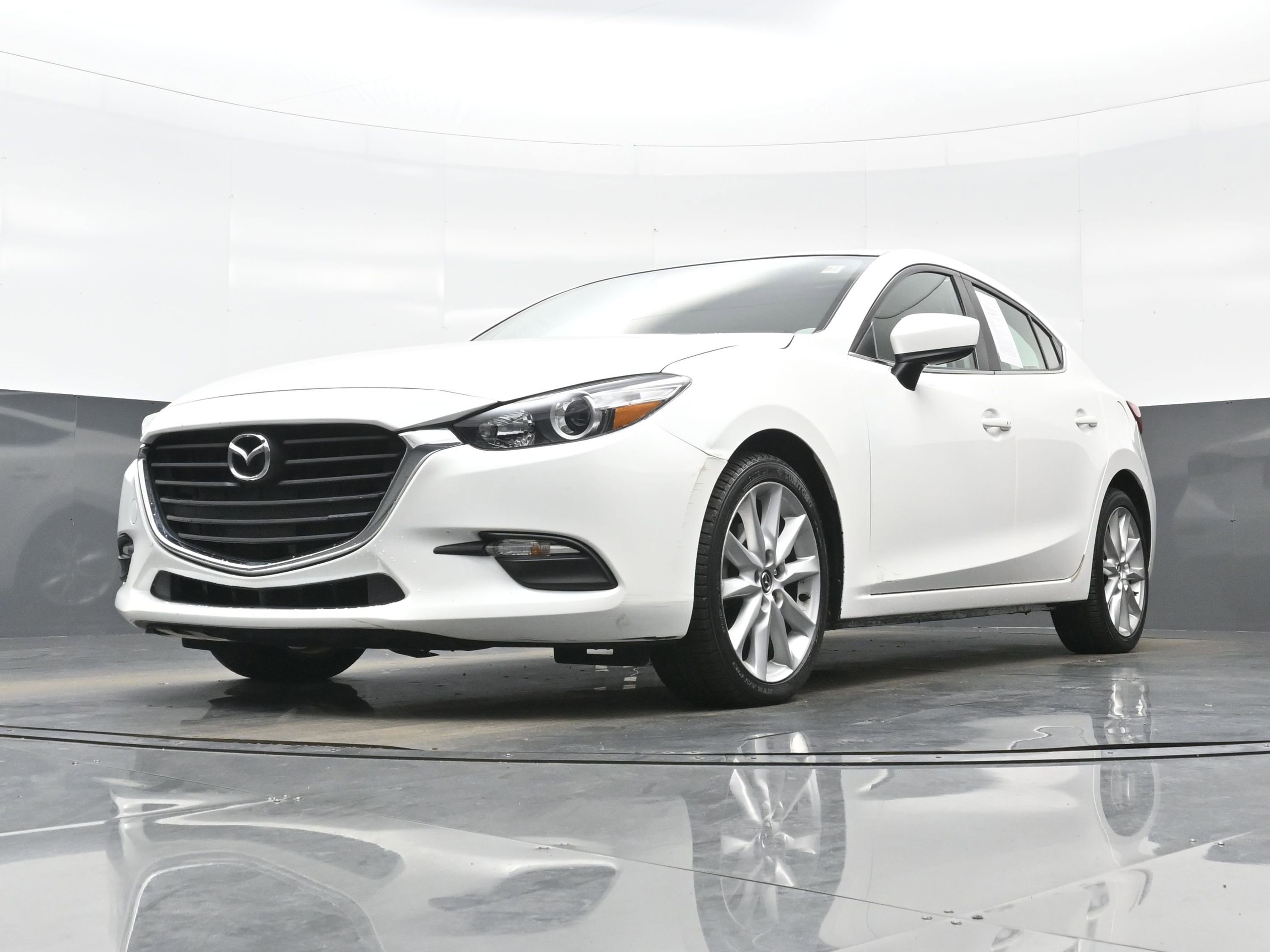Used 2017 MAZDA MAZDA3 Touring FWD image 24