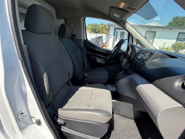 Used 2017 Chevrolet City Express LS image 21