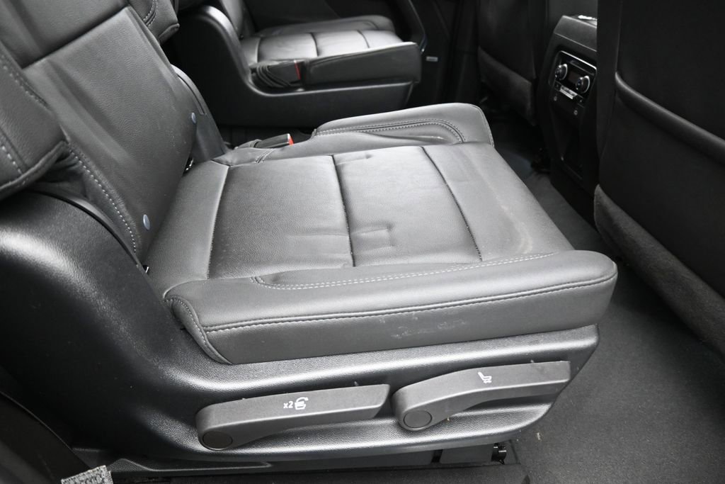 Used 2023 Chevrolet Tahoe LT w/ LT Signature Plus Package RWD image 48