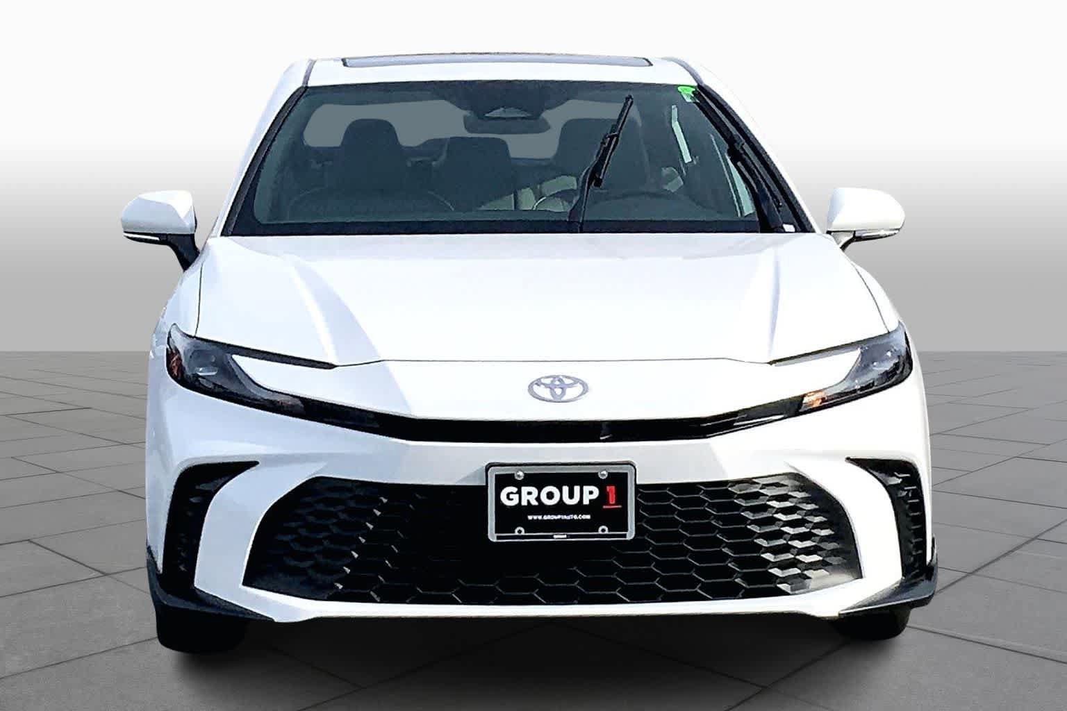 New 2026 Toyota Camry SE w/ Convenience Package FWD image 3