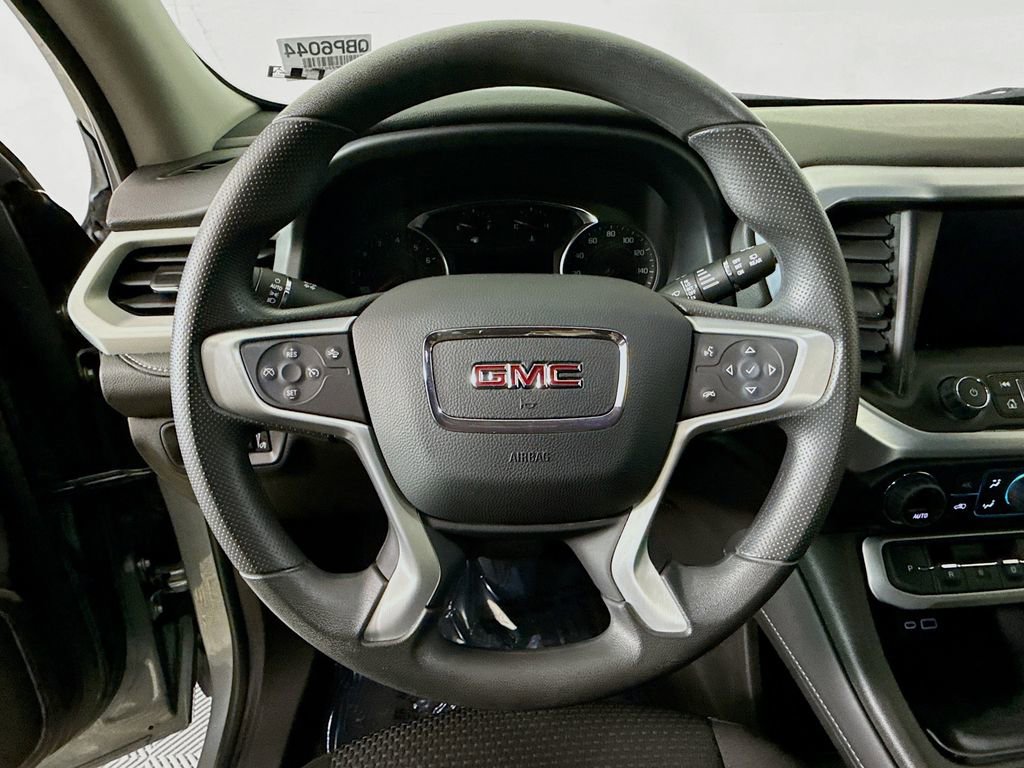 Used 2023 GMC Acadia SLE w/ Driver Convenience Package image 14