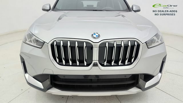 Used 2025 BMW X1 xDrive28i AWD/4WD image 17