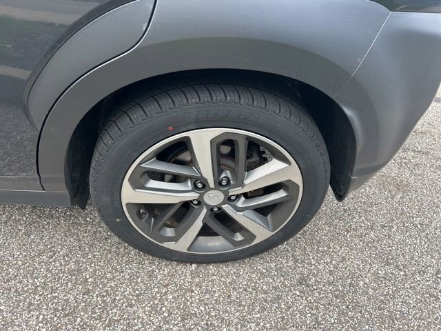 Used 2018 Hyundai Kona Limited image 10