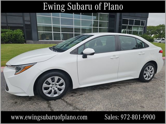 Used 2022 Toyota Corolla LE FWD image 1