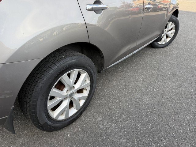 Used 2012 Nissan Murano SV AWD/4WD image 30