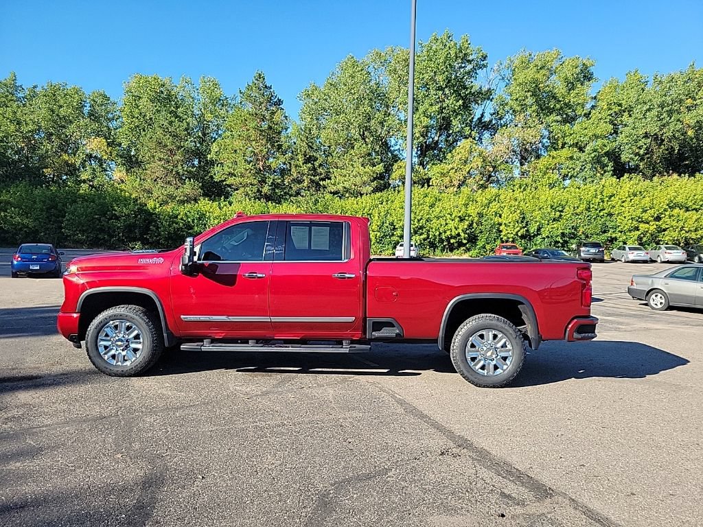 Used 2024 Chevrolet Silverado 2500 High Country w/ Z71 Off-Road Package AWD/4WD image 14