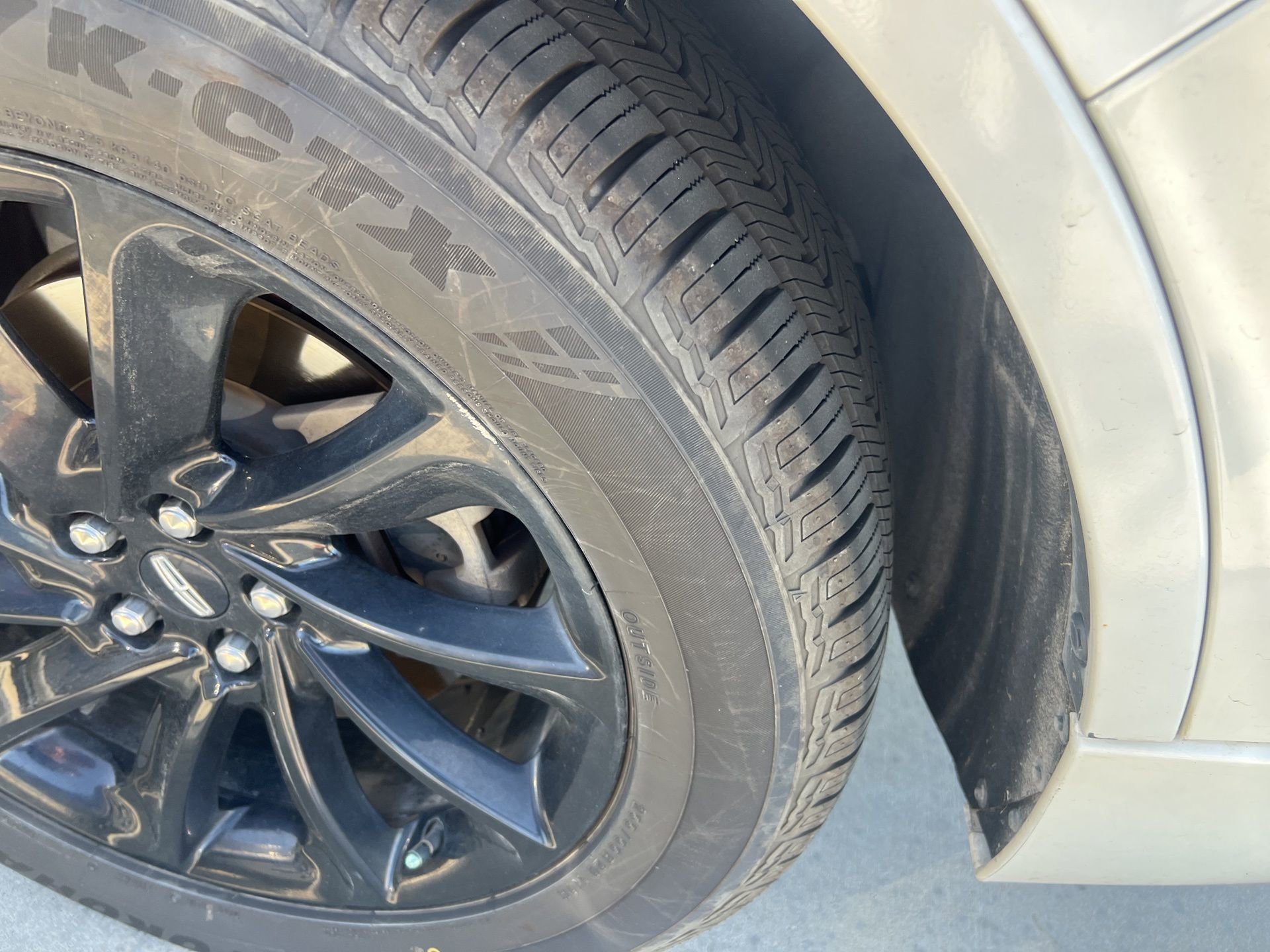 Used 2020 Lincoln Aviator Grand Touring w/ Equipment Group 301A image 6