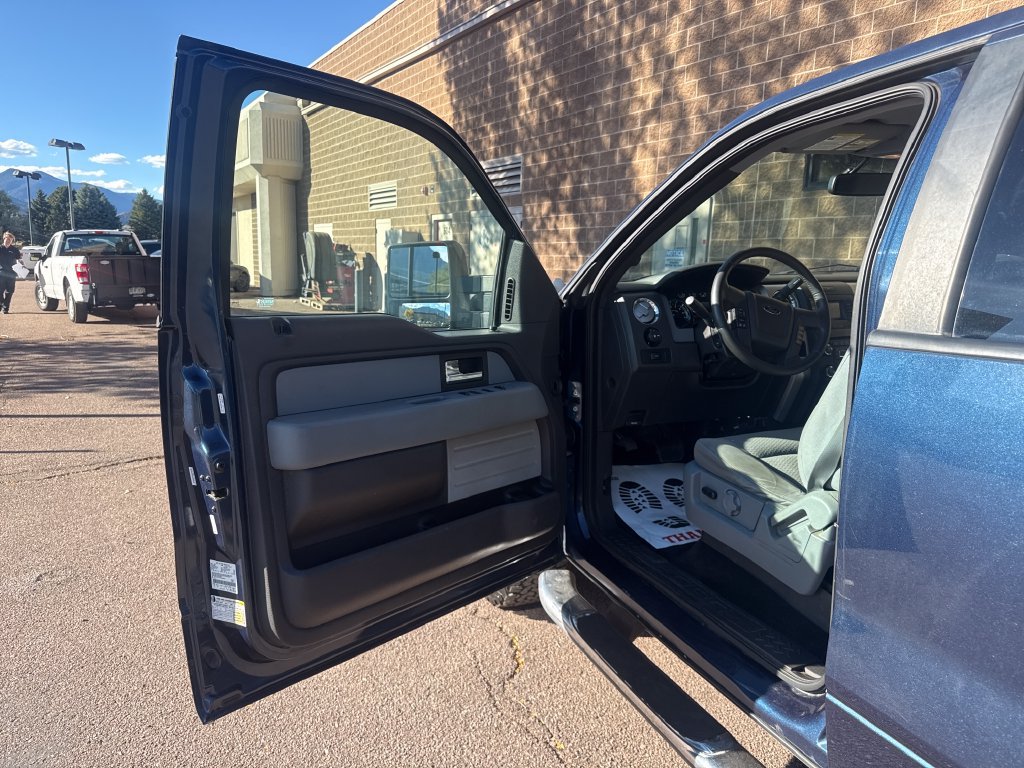 Used 2013 Ford F150 XLT w/ XLT Chrome Pkg AWD/4WD image 9