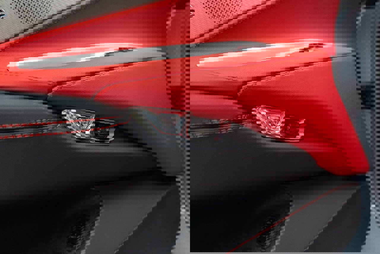 Used 2024 Chevrolet Corvette Z06 image 92