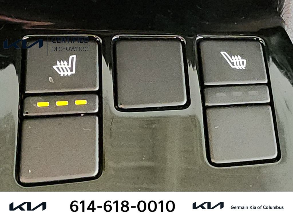 Certified 2025 Kia Sportage EX image 32