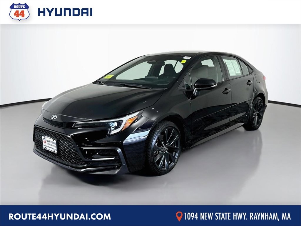 Used 2024 Toyota Corolla SE FWD image 1