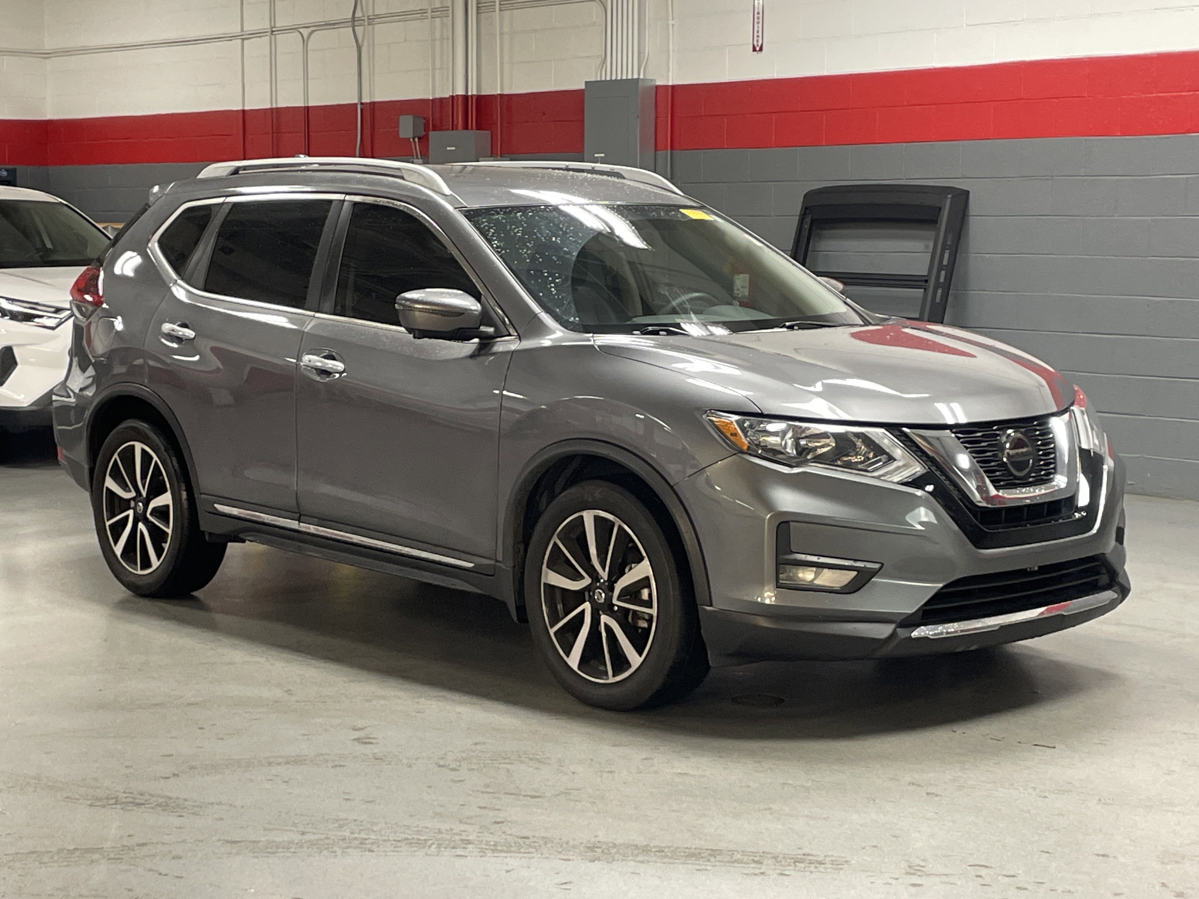 Used 2020 Nissan Rogue SL image 38