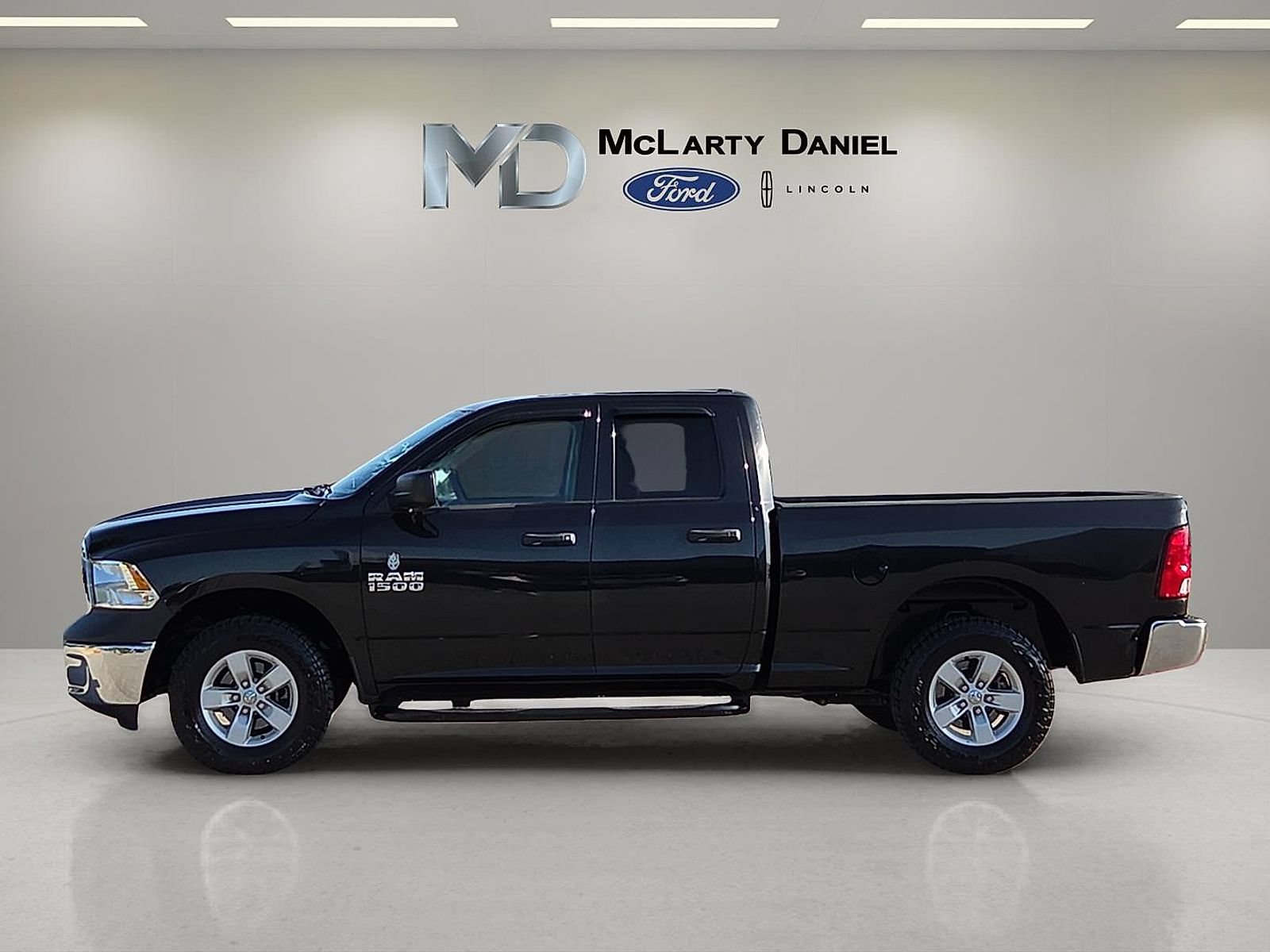 Used 2018 RAM 1500 Tradesman w/ Popular Equipment Group AWD/4WD video 3