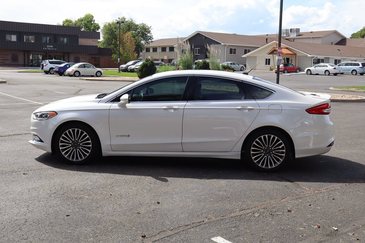 Used 2017 Ford Fusion Titanium FWD image 9