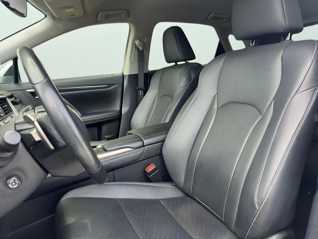 Used 2020 Lexus RX 350 FWD w/ Accessory Package image 21