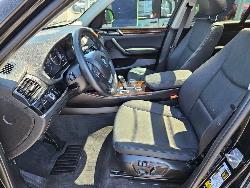Used 2016 BMW X3 xDrive28i w/ Driver Assistance Package AWD/4WD image 10