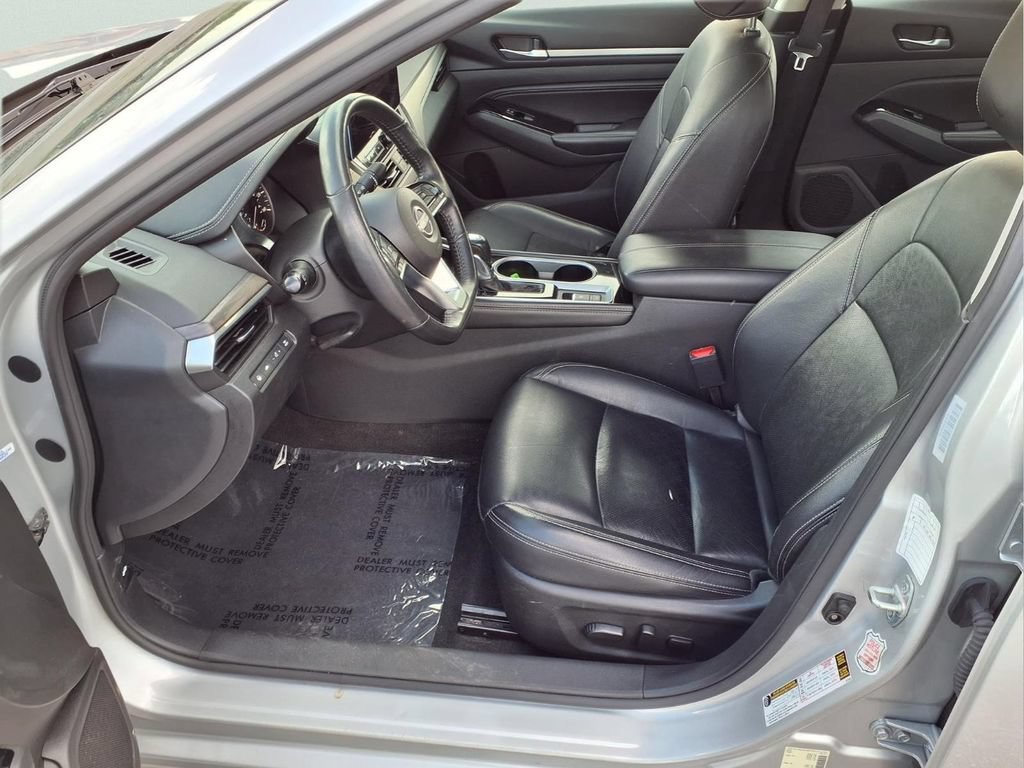 Used 2023 Nissan Altima 2.5 SL FWD image 21