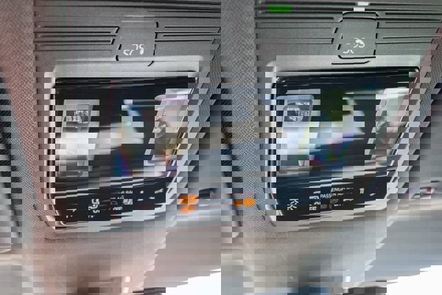 New 2025 Volkswagen ID. Buzz Pro S image 27