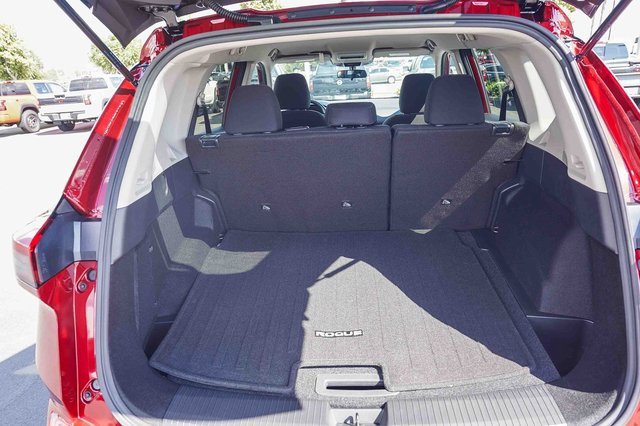 New 2026 Nissan Rogue S image 27