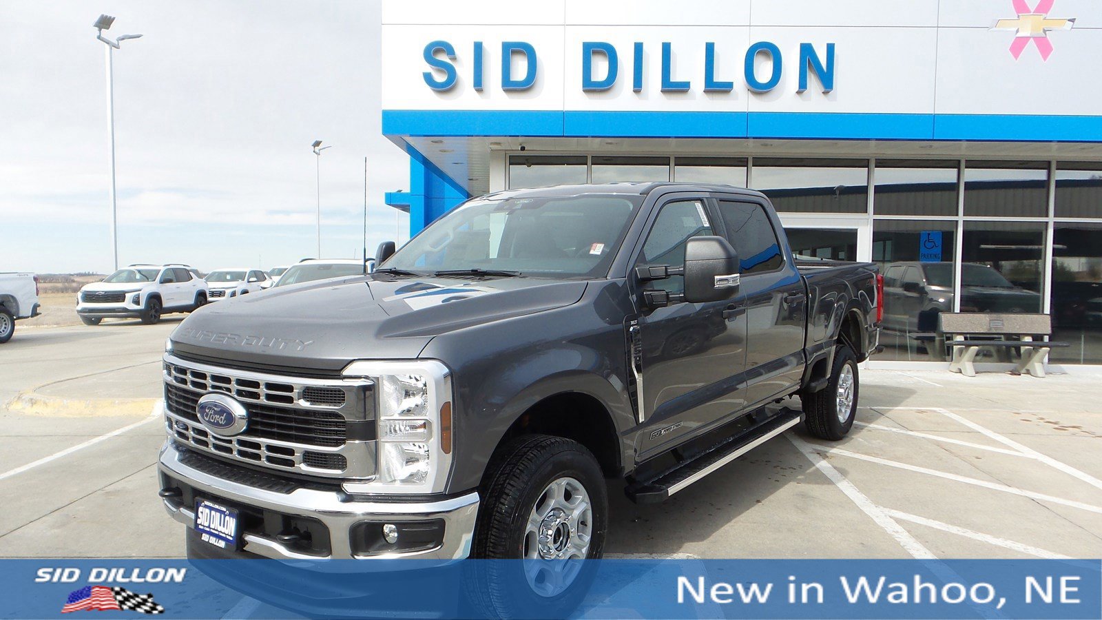 New 2025 Ford F250 XLT image 1