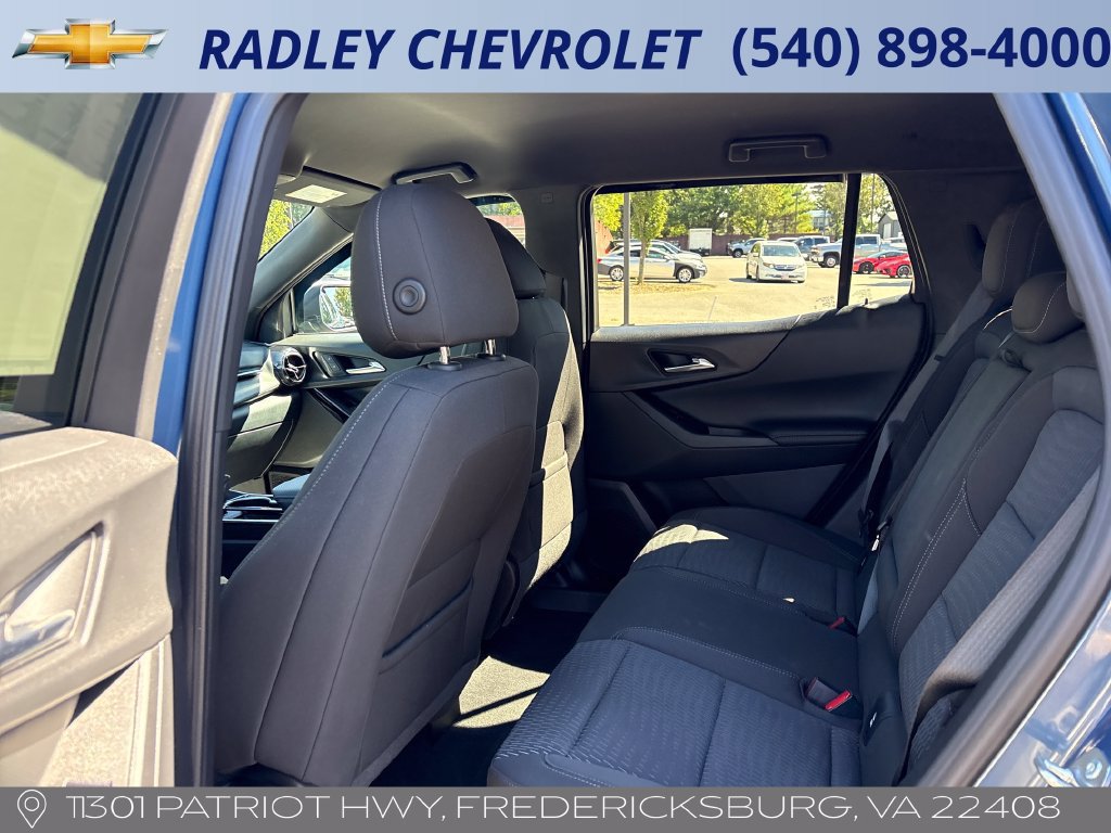 Used 2026 Chevrolet Equinox LT AWD/4WD image 12
