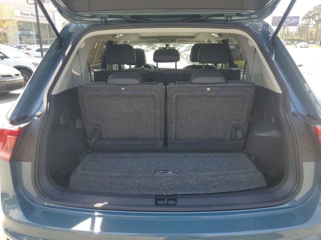 Certified 2021 Volkswagen Tiguan SE w/ Panoramic Sunroof Package image 8