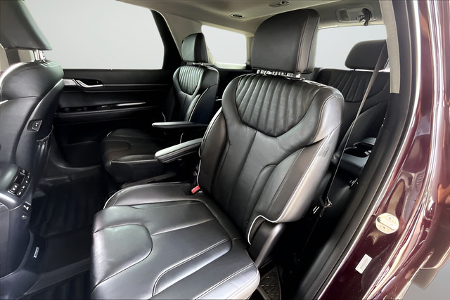 Used 2025 Hyundai Palisade Limited AWD/4WD image 19