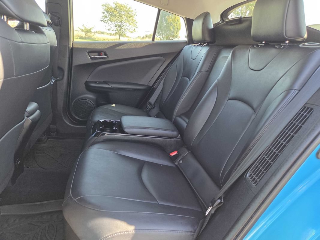 Used 2017 Toyota Prius Prime Advanced w/ Protection Package FWD image 11