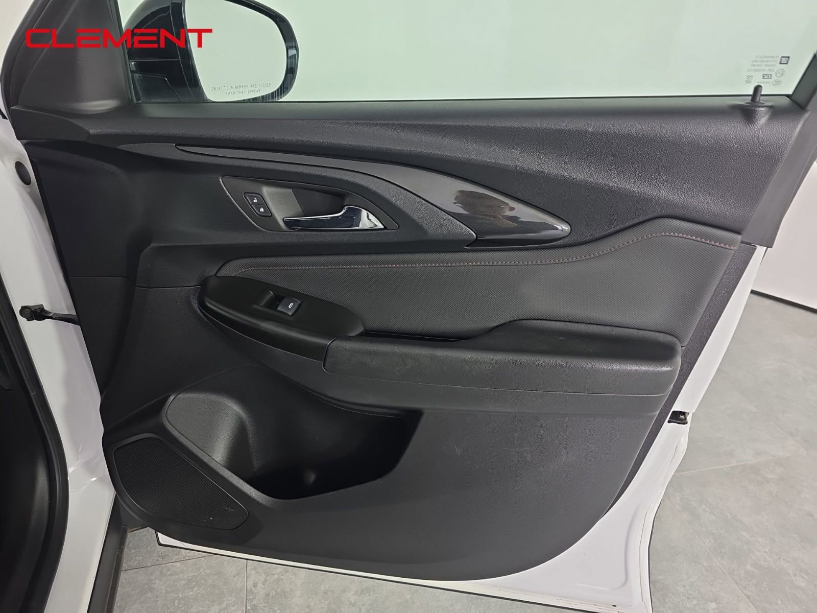 Used 2023 Chevrolet TrailBlazer RS w/ Convenience Package image 31