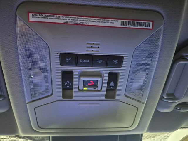 Used 2023 Toyota RAV4 Limited image 33