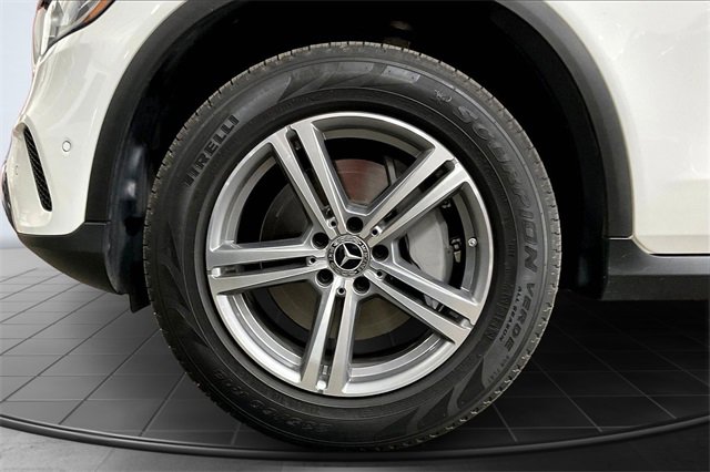 Used 2021 Mercedes-Benz GLC 300 4MATIC image 9